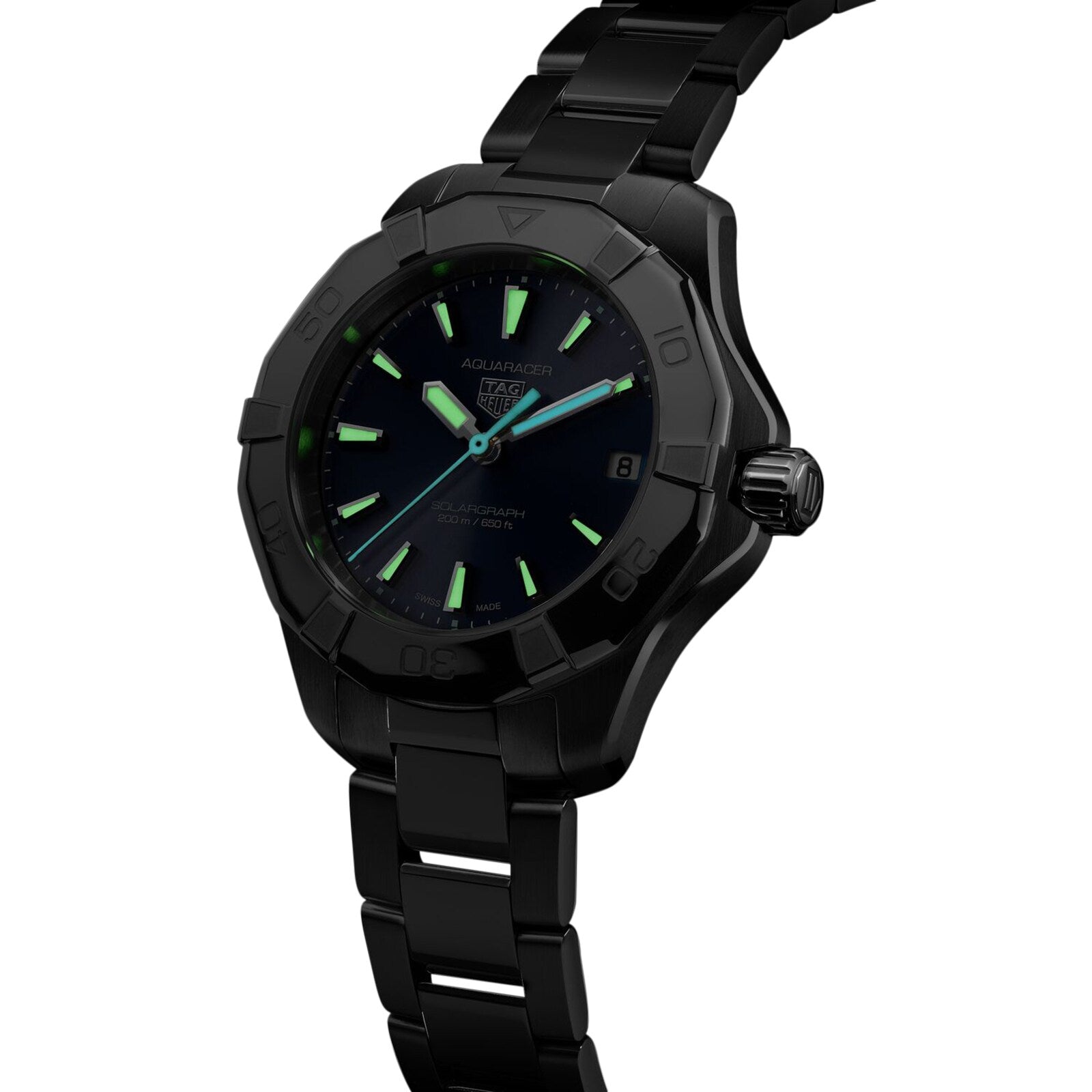 A TAG Heuer Aquaracer 200 Professional Solargraph in black, featuring a black metal band, luminous hands and hour markers, plus a date display at 3 o’clock.