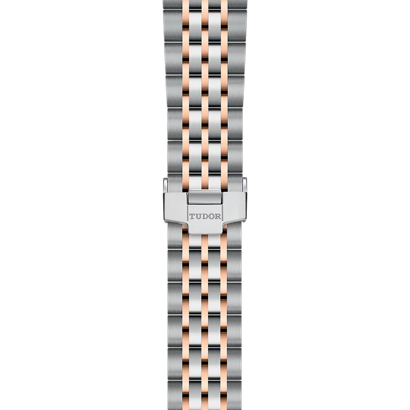 Close up of the TUDOR 1926 watch strap
