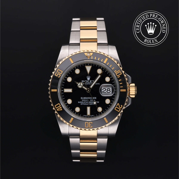 Rolex Certified Pre-owned Submariner M116613LN-0001 front on black background