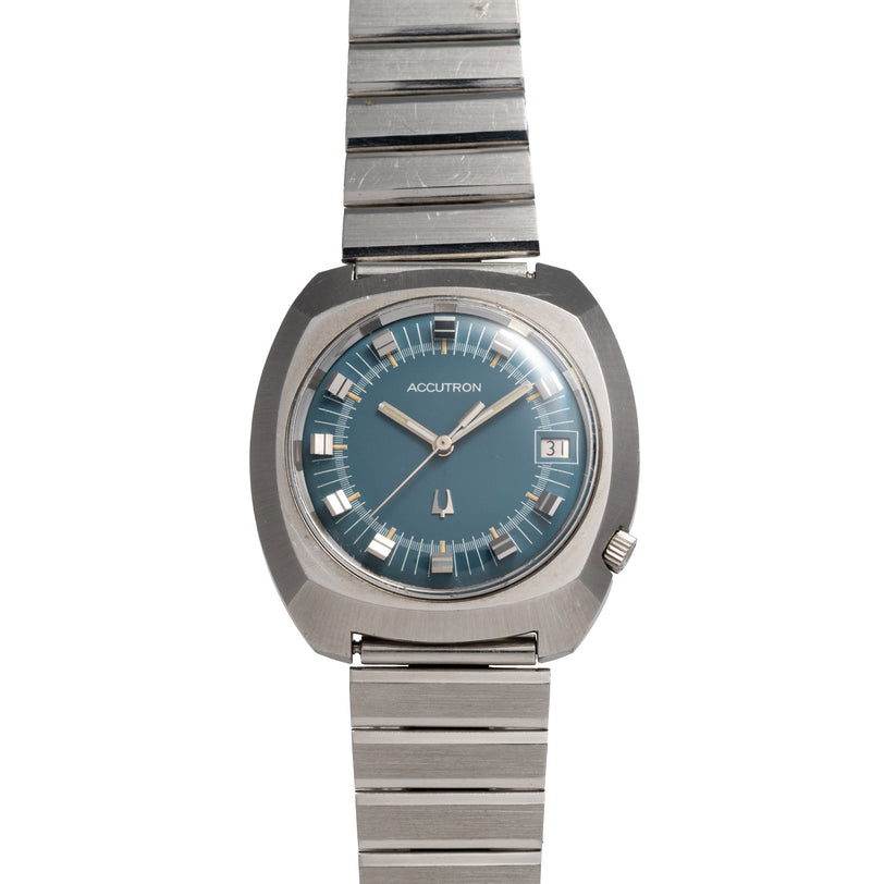 Bulova Accutron 261 'Original' Cushion TV