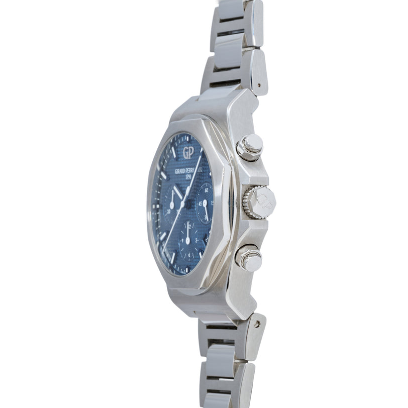 Girard-Perregaux Laureato Chronograph 42