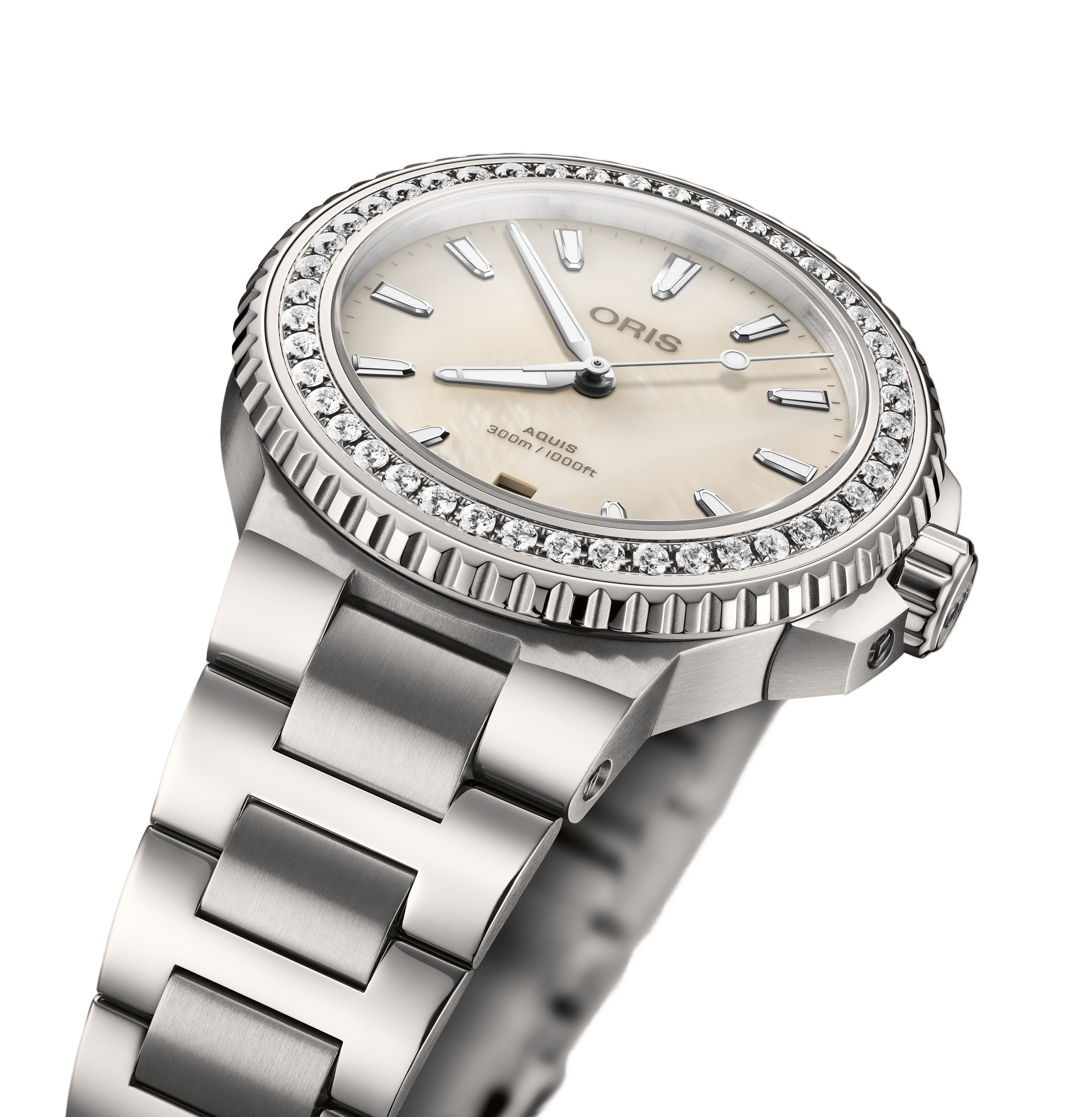 Oris Aquis Date Diamonds with cream mother of pearl dial and a stainless-steel bracelet