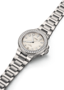 Oris Aquis Date Diamonds with cream mother of pearl dial and a stainless-steel bracelet