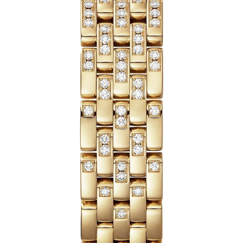 Close up of the strap of Panthère De Cartier Watch