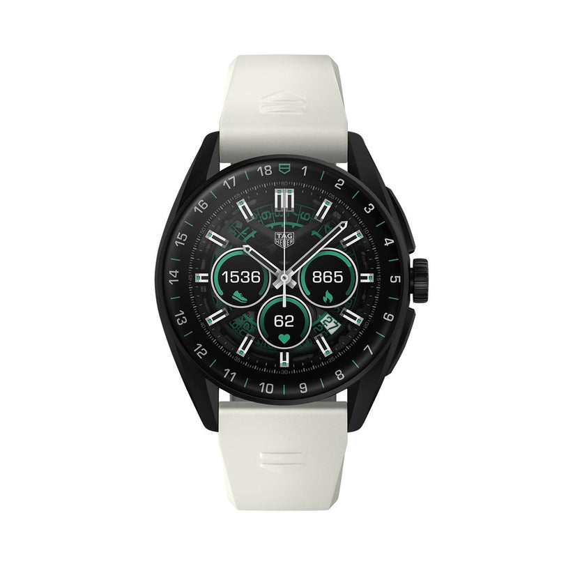 The TAG Heuer Connected Calibre E4 Golf Edition smartwatch features a white strap, ultra-light Grade 2 titanium case, and displays steps, heart rate, calories burned, and time on its round digital face.