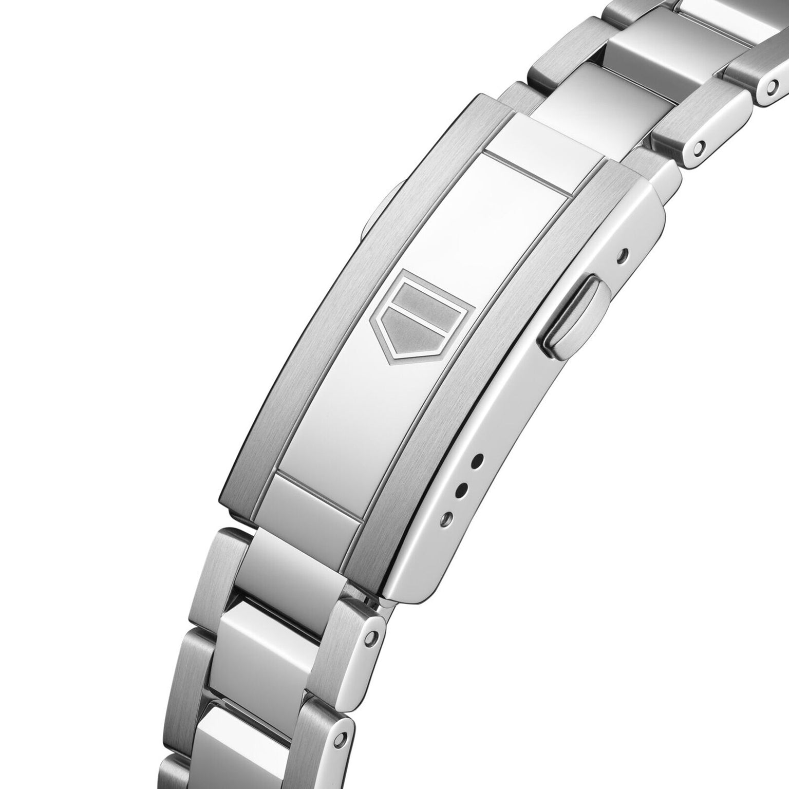 Close-up of a stainless steel Aquaracer 200 Professional Solargraph bracelet by TAG Heuer, with a clasp engraved with the shield logo, showcasing its solar-powered design and advanced Solargraph module.