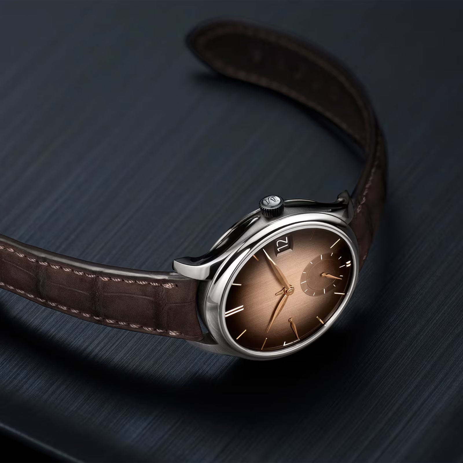 Endeavour Perpetual Calendar Smoked Salmon | 42mm, 18K White Gold, Men's Watch