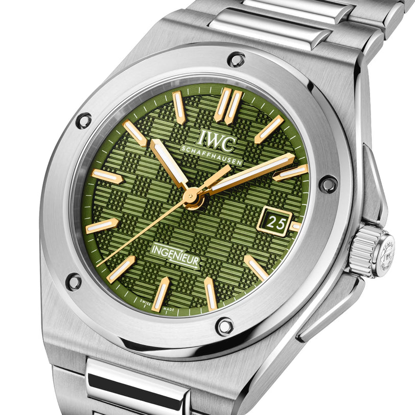 This limited edition IWC Schaffhausen Ingenieur Automatic 40 has a stainless steel case, green textured dial, gold Super-LumiNova markers and hands, date at 3 o’clock, and signature Ingenieur branding.