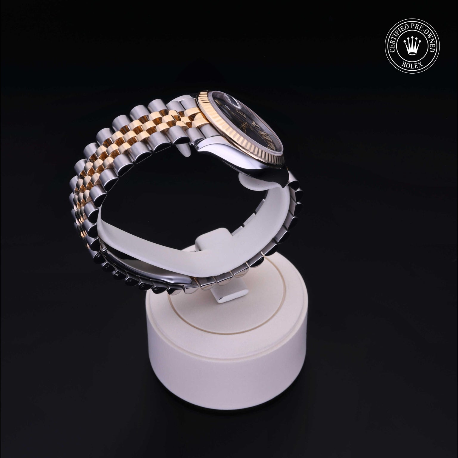 Rolex Certified Pre-owned Lady Datejust M278273-0018 front on black background