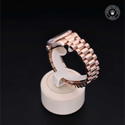 Rolex Certified Pre-owned Lady Datejust M178275F-0031 front on black background