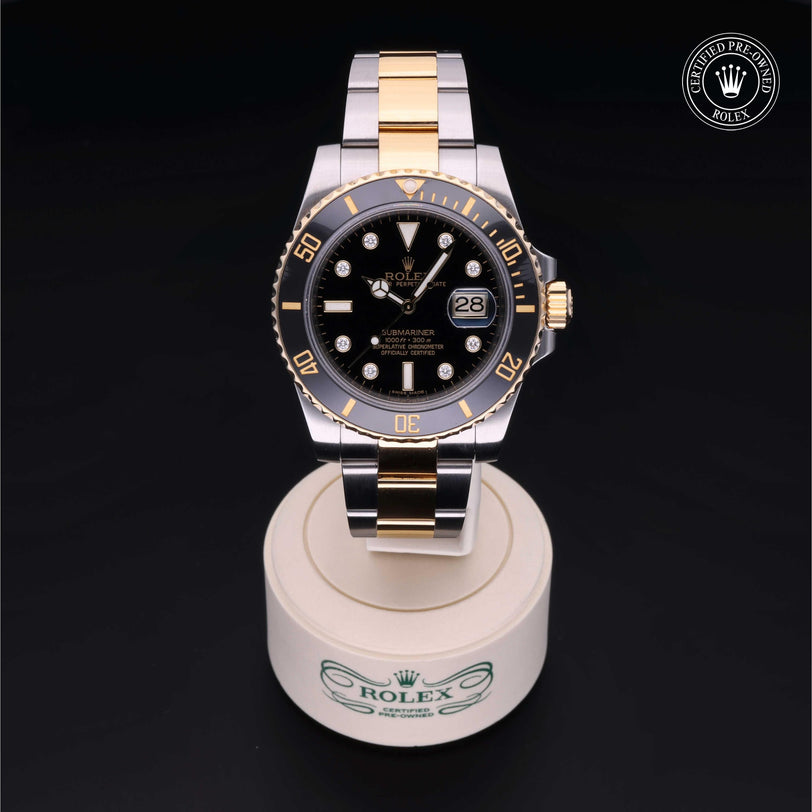 Rolex Certified Pre-owned Submariner M116613LN-0003 front on black background