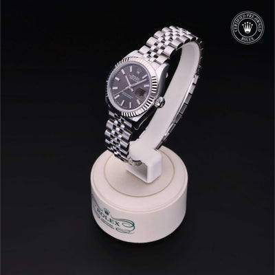 Rolex Certified Pre-owned Lady Datejust M279174-0011 front on black background