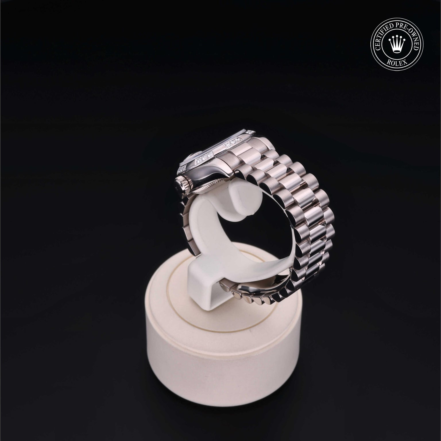 Rolex Certified Pre-owned Lady Datejust M179369-0021 front on black background