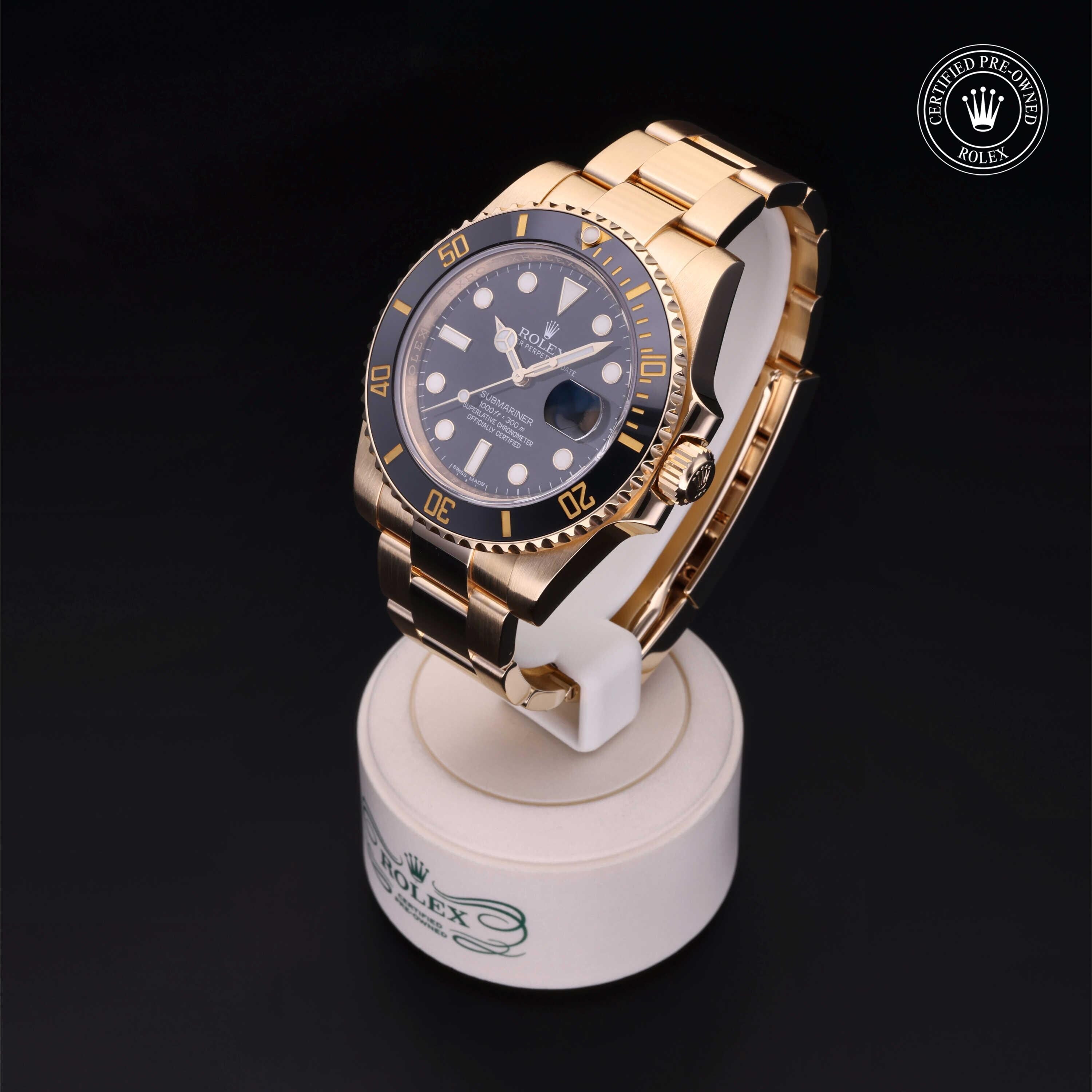 Rolex Certified Pre-owned Submariner M116618LN-0001 front on black background