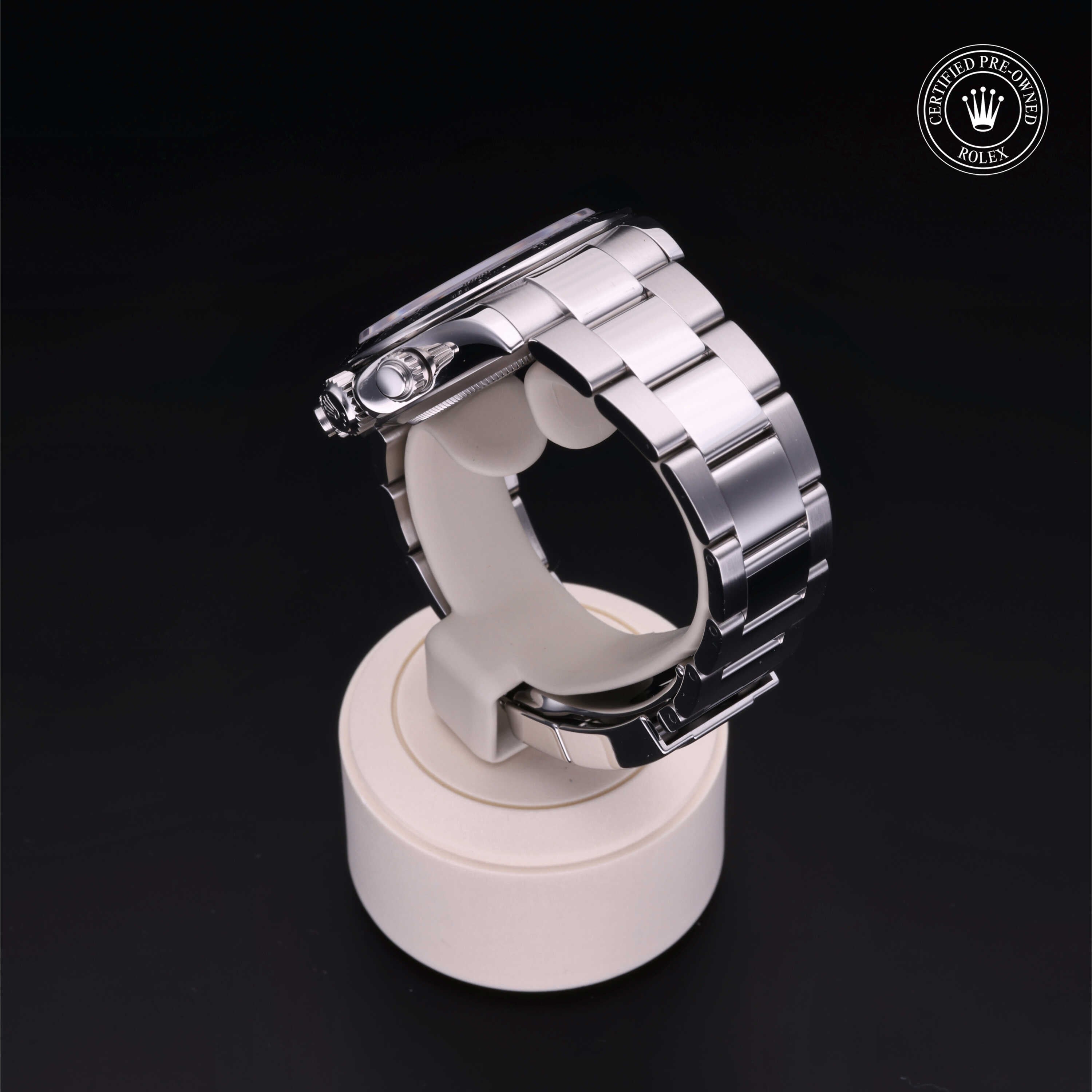 Rolex Certified Pre-owned Daytona M116520-0015 front on black background