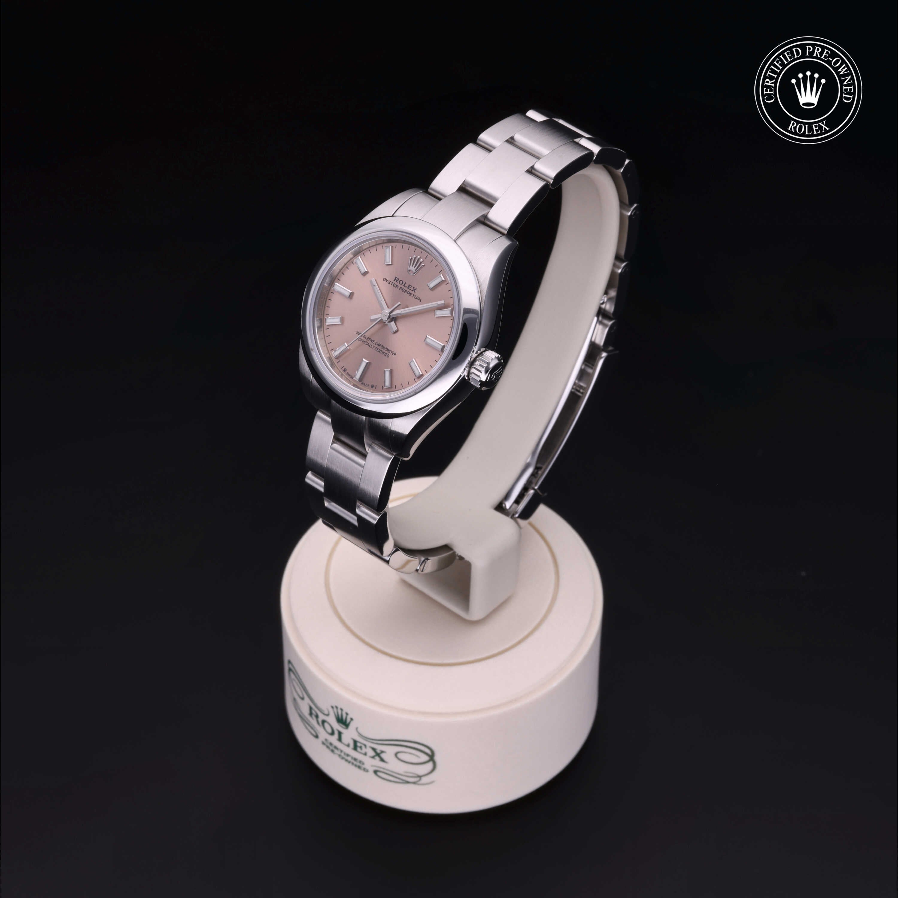 Rolex Certified Pre-owned Lady Datejust M276200-0004 front on black background