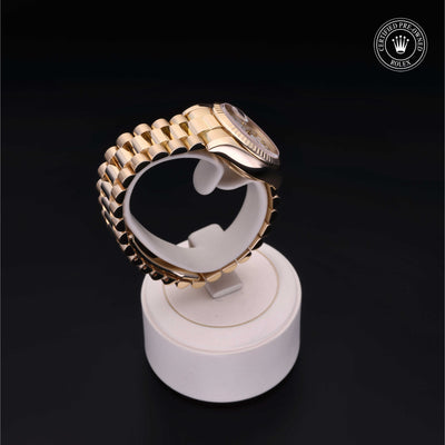 Rolex Certified Pre-owned Lady Datejust M179178 front on black background