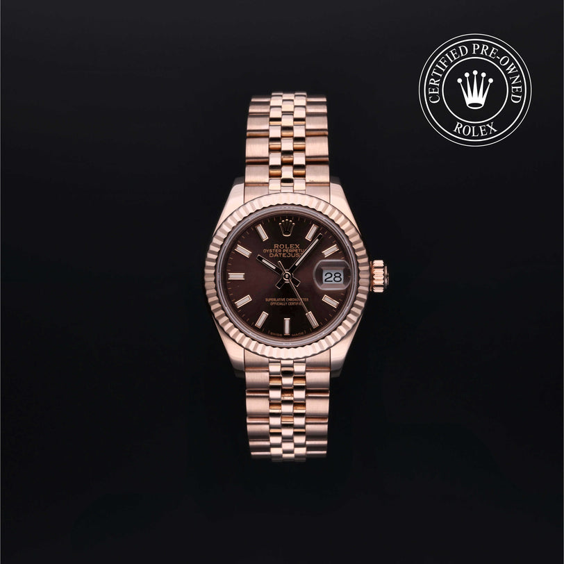 Rolex Certified Pre-owned Lady Datejust M279175-0008 front on black background