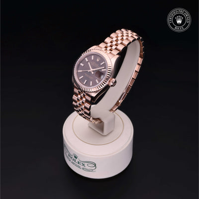 Rolex Certified Pre-owned Lady Datejust M279175-0008 front on black background