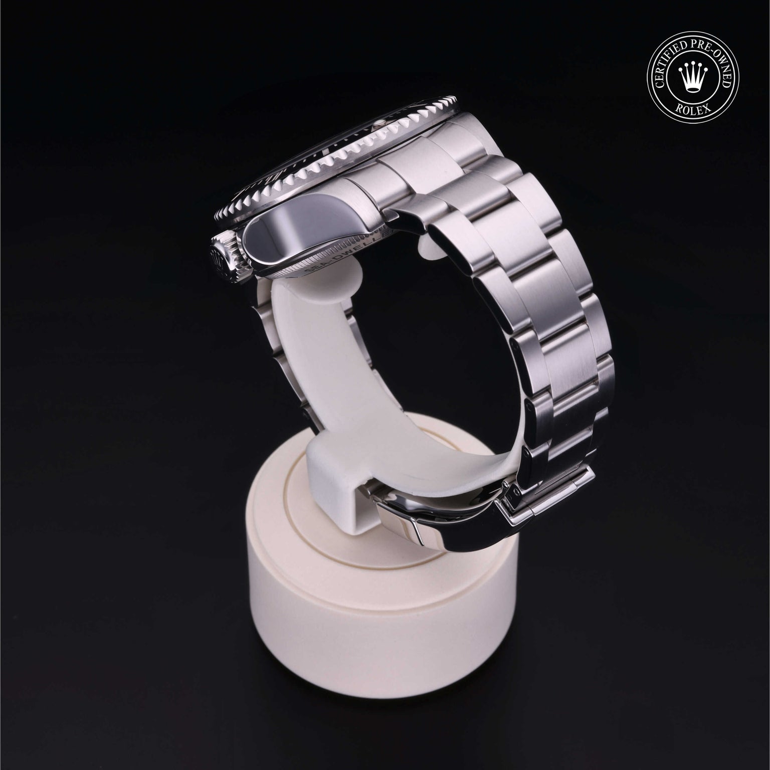 Rolex Certified Pre-owned Sea-Dweller M116660-0001 front on black background