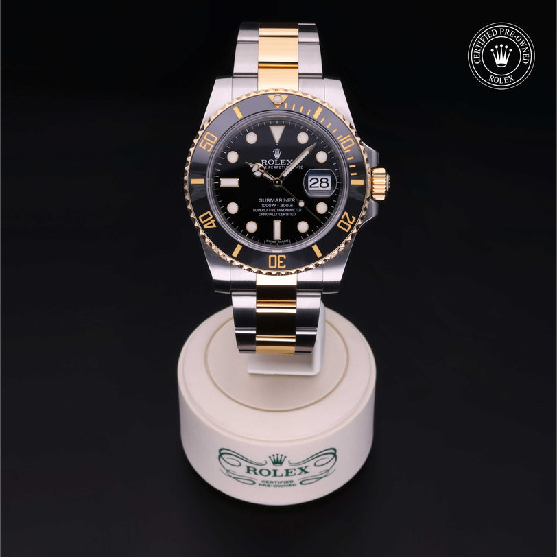 Rolex Certified Pre-owned Submariner M116613LN-0001 front on black background