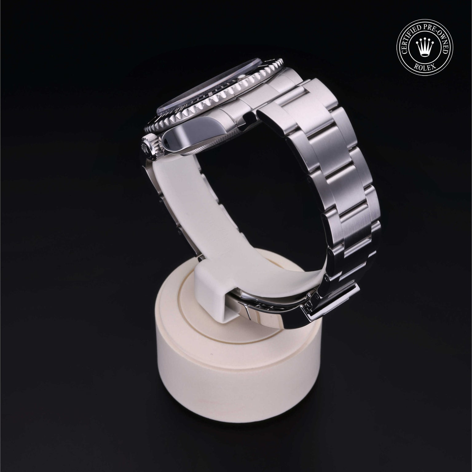 Rolex Certified Pre-owned Sea-Dweller M116600-0003 front on black background