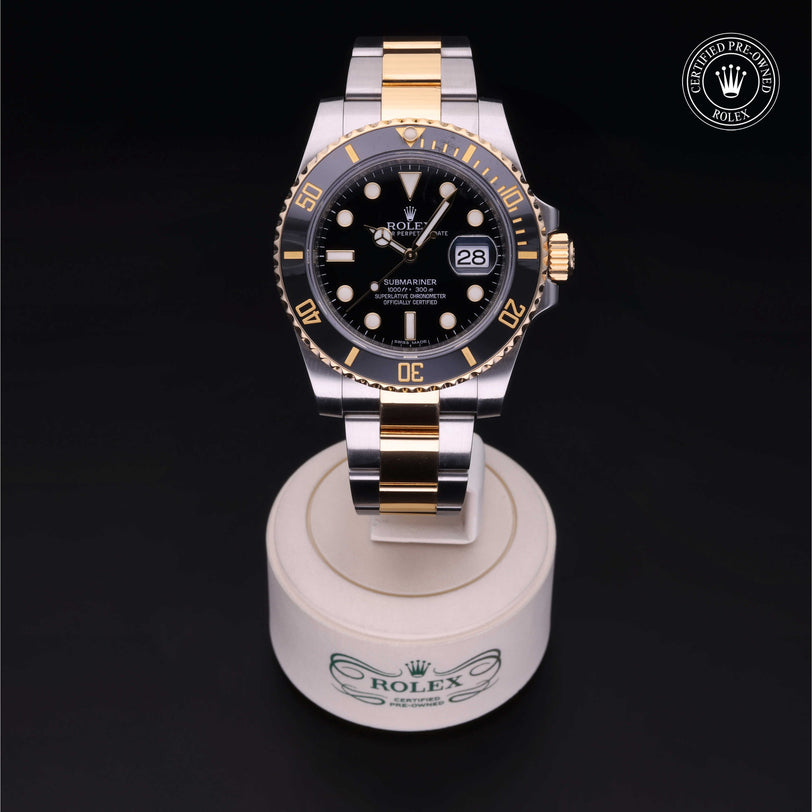 Rolex Certified Pre-owned Submariner M116613LN-0001 front on black background