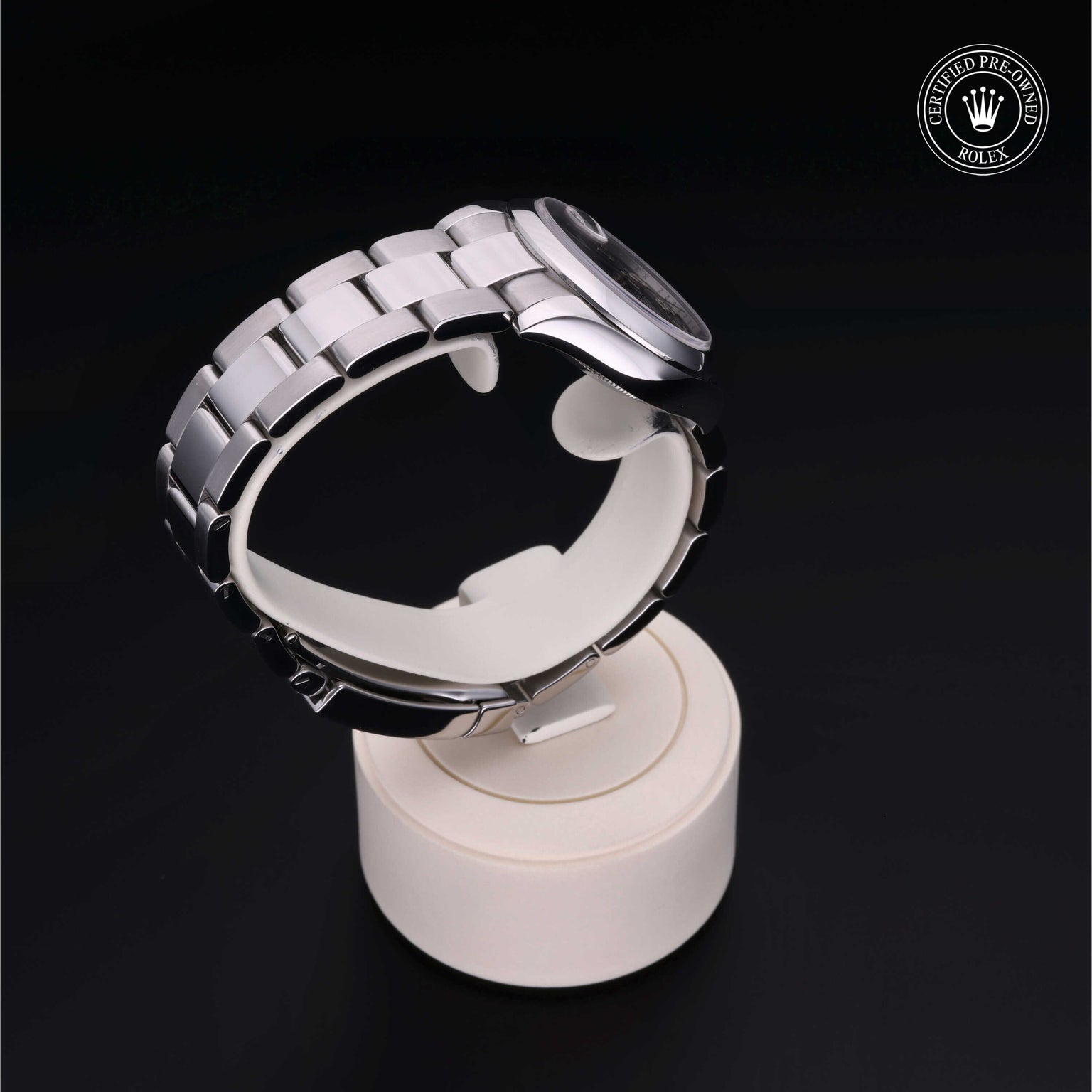 Rolex Certified Pre-owned Lady Datejust M178240-0011 front on black background