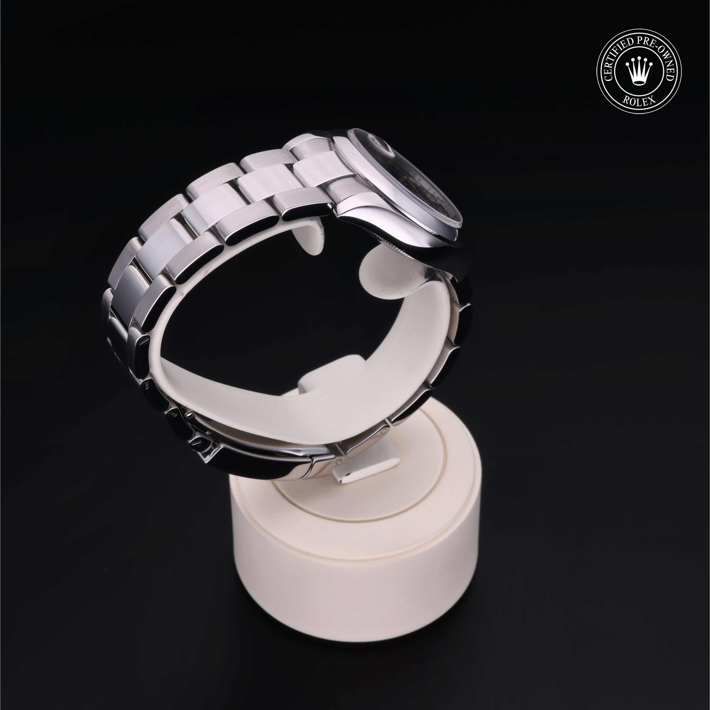 Rolex Certified Pre-owned Lady Datejust M178240-0011 front on black background