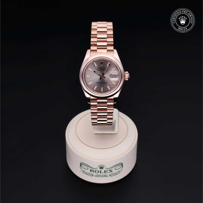 Rolex Certified Pre-owned Lady Datejust M279165-0001 front on black background