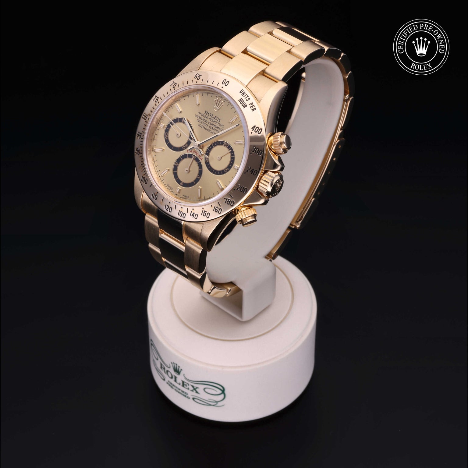Rolex Certified Pre-owned Cosmograph Daytona M16528-0004 front on black background