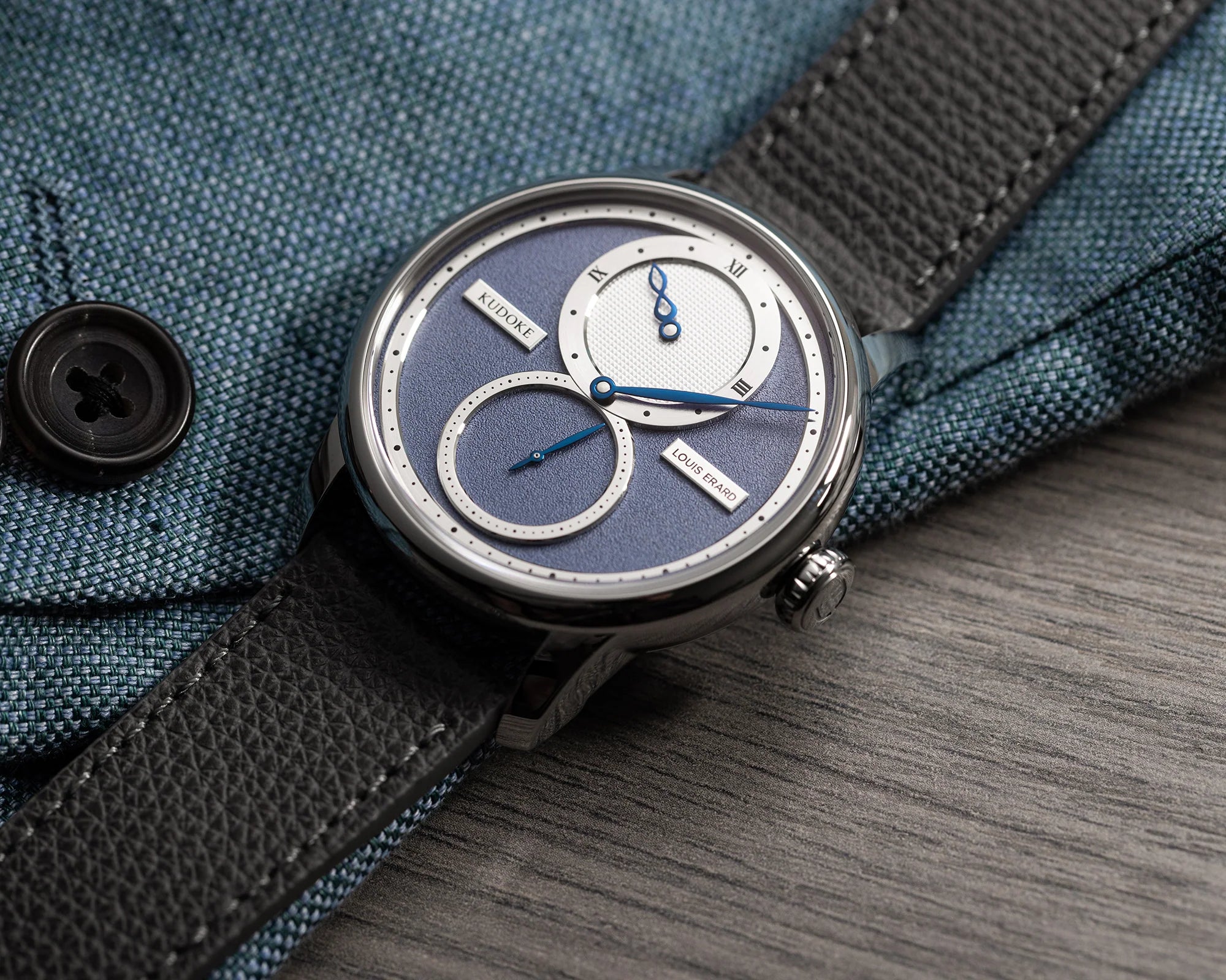 Le Régulateur Louis Erard x KUDOKE Light Blue Face Up