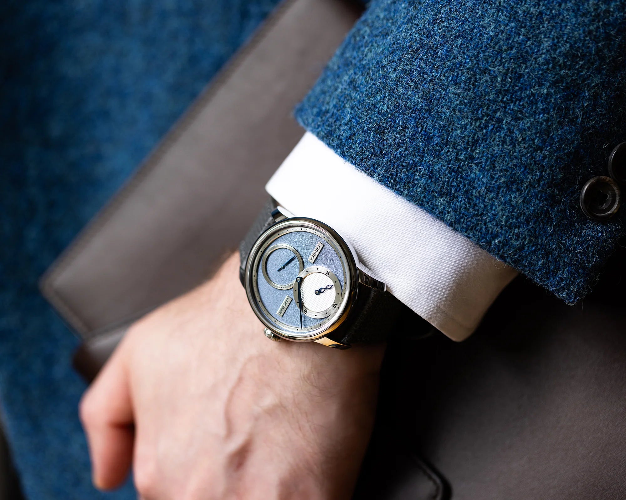 Le Régulateur Louis Erard x KUDOKE Light Blue Wrist