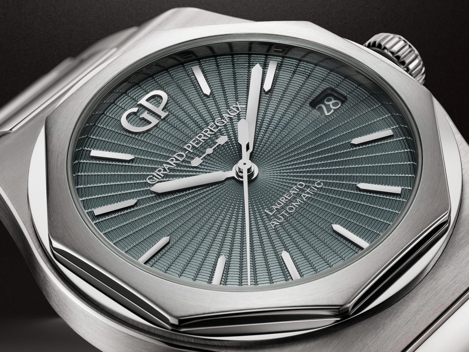 Girard-Perregaux Laureato Infinite Grey Enamel