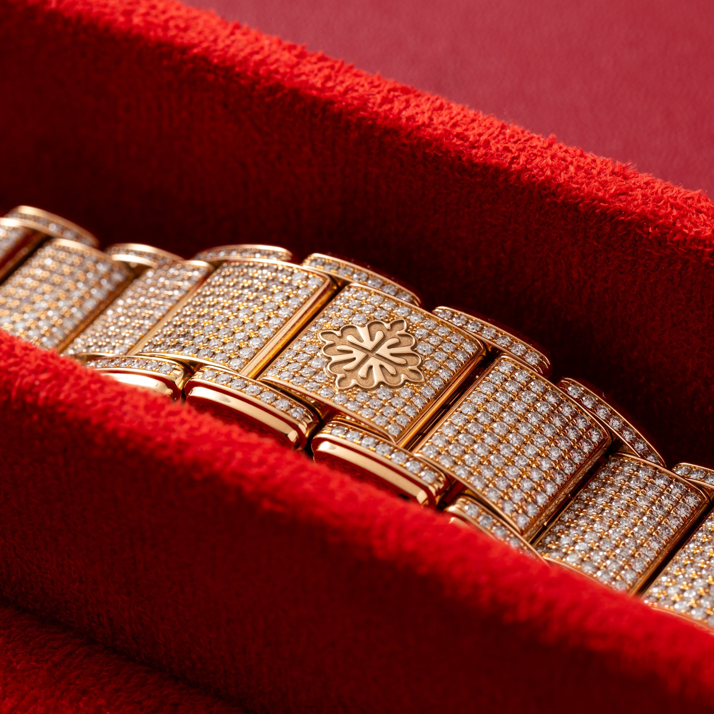 Patek Philippe Twenty-4 Diamonds