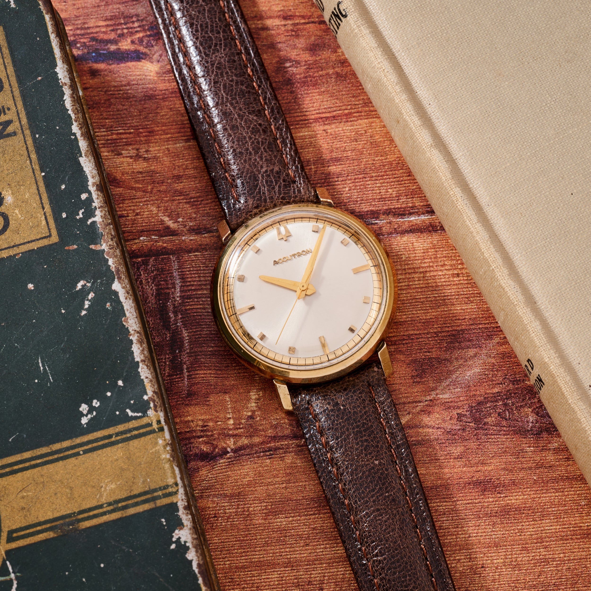 Bulova Accutron 214 'Sunburst'