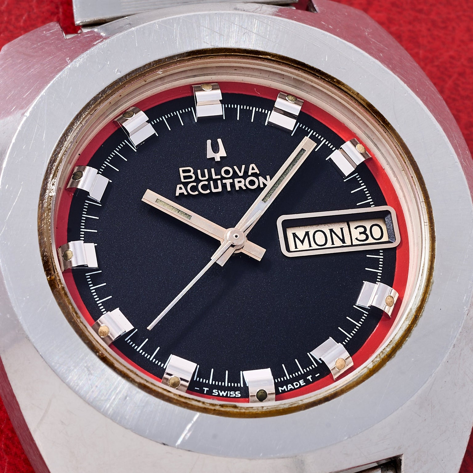 Bulova Accutron 218 'Jumbo' Day-Date