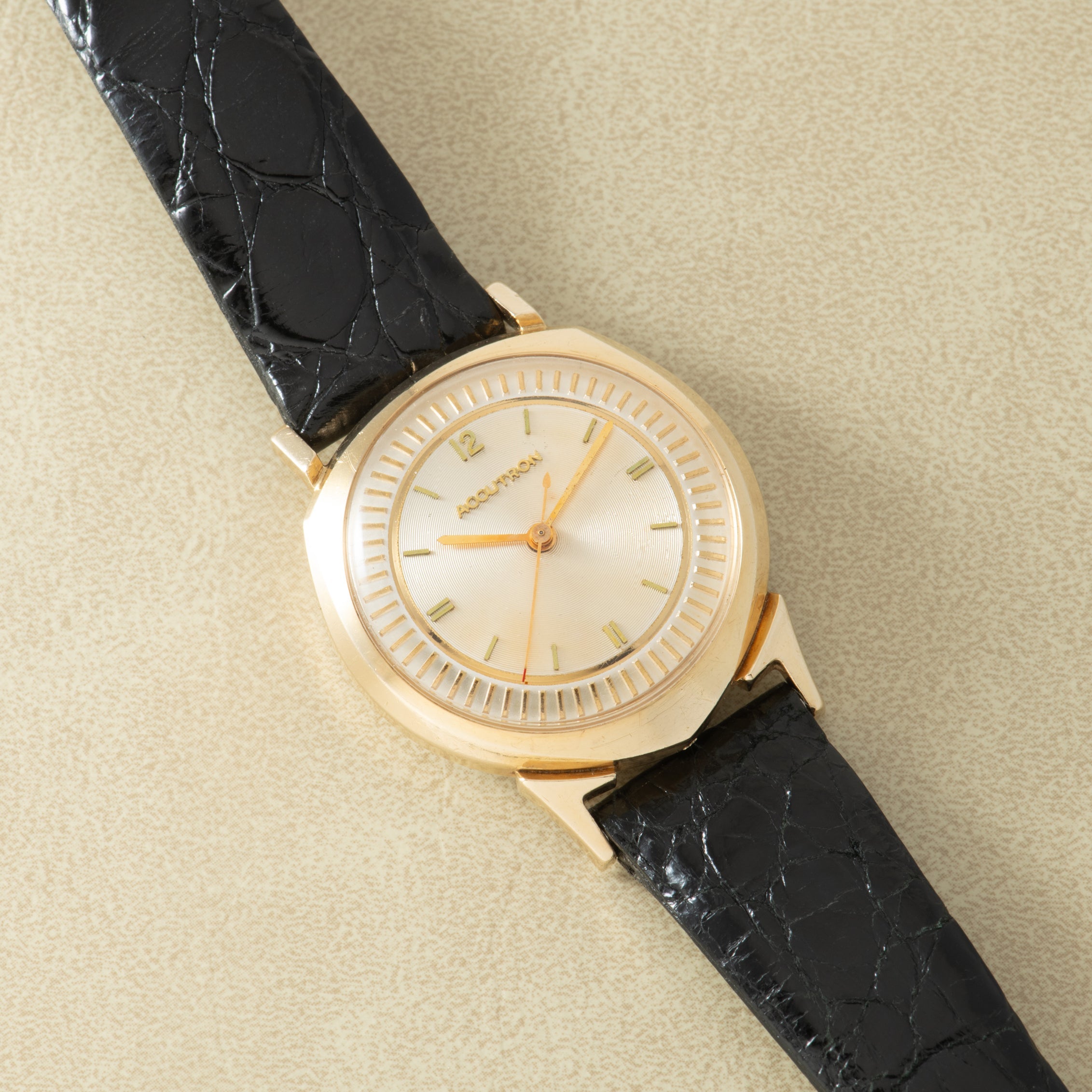 Bulova Accutron 214 'Alpha'