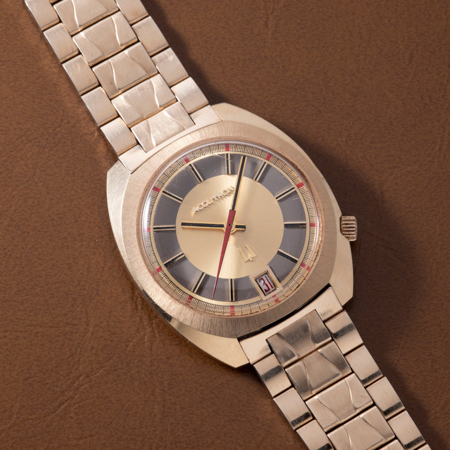 Bulova Accutron Calendar 218