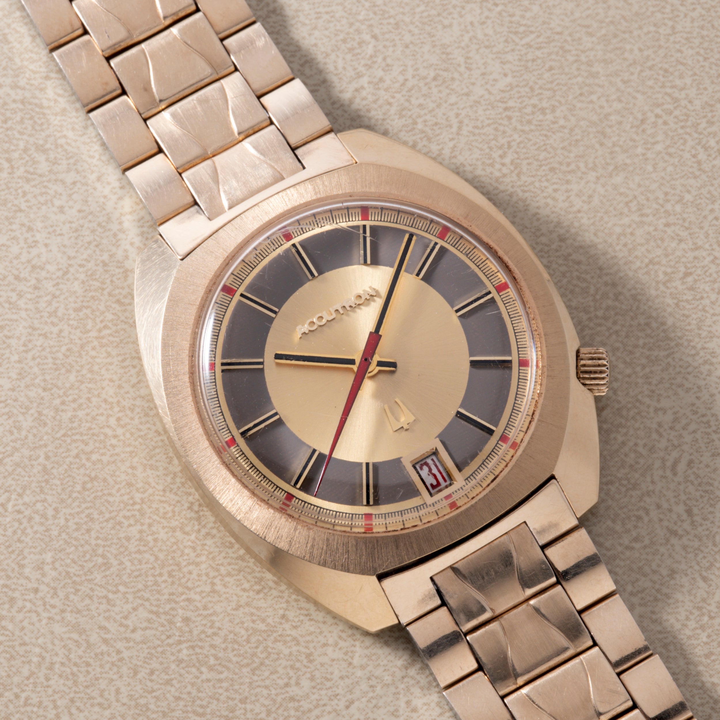 Bulova Accutron Calendar 218