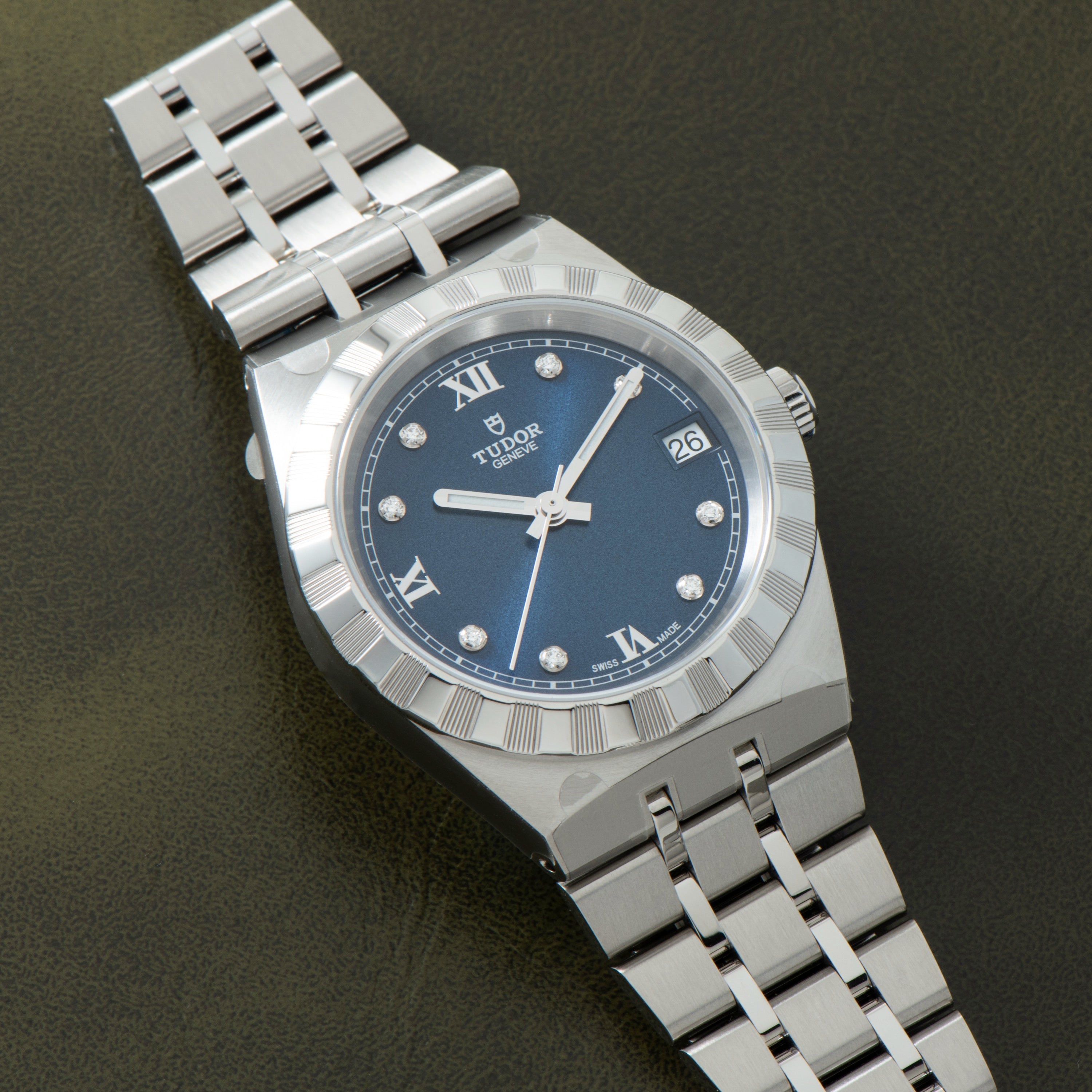 Royal | 34mm, Steel, Blue Dial