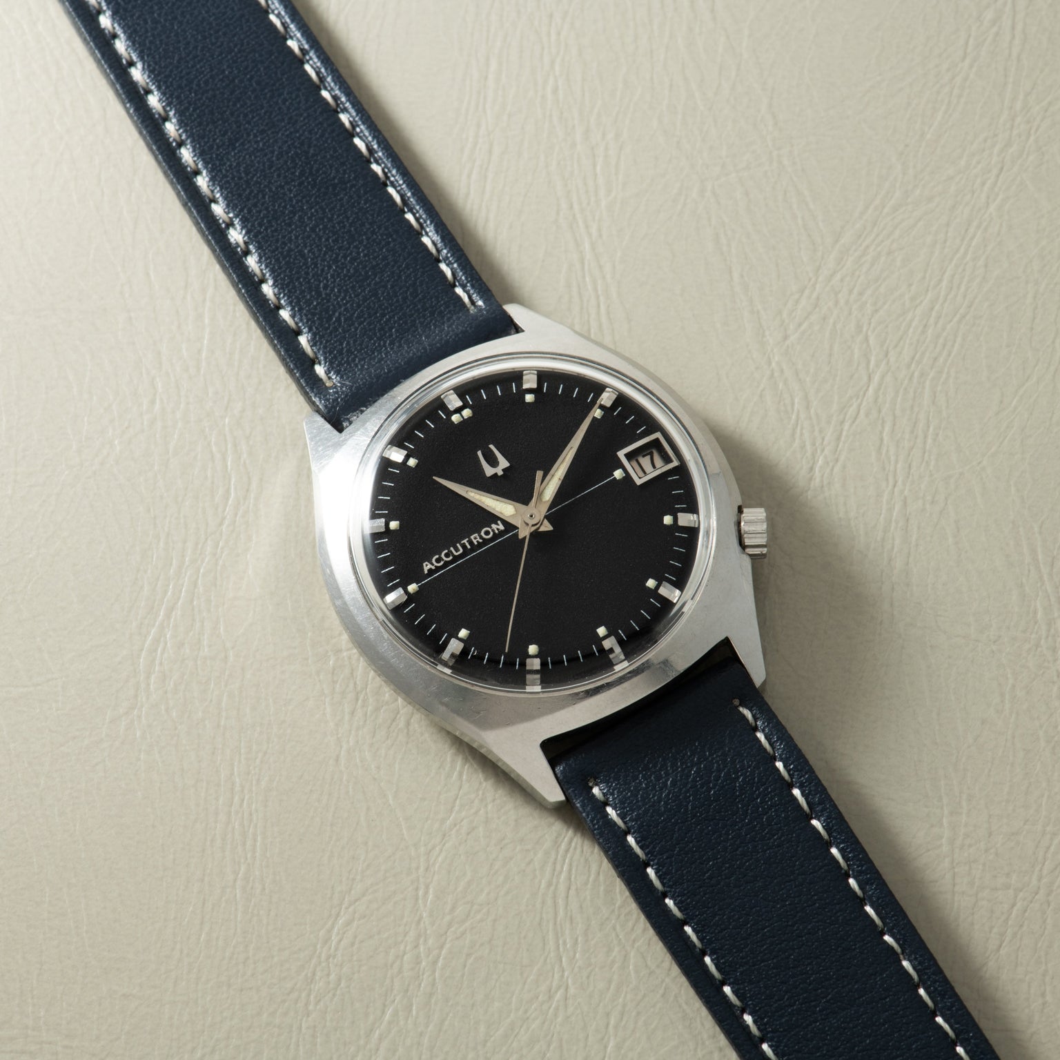 Bulova Accutron 218