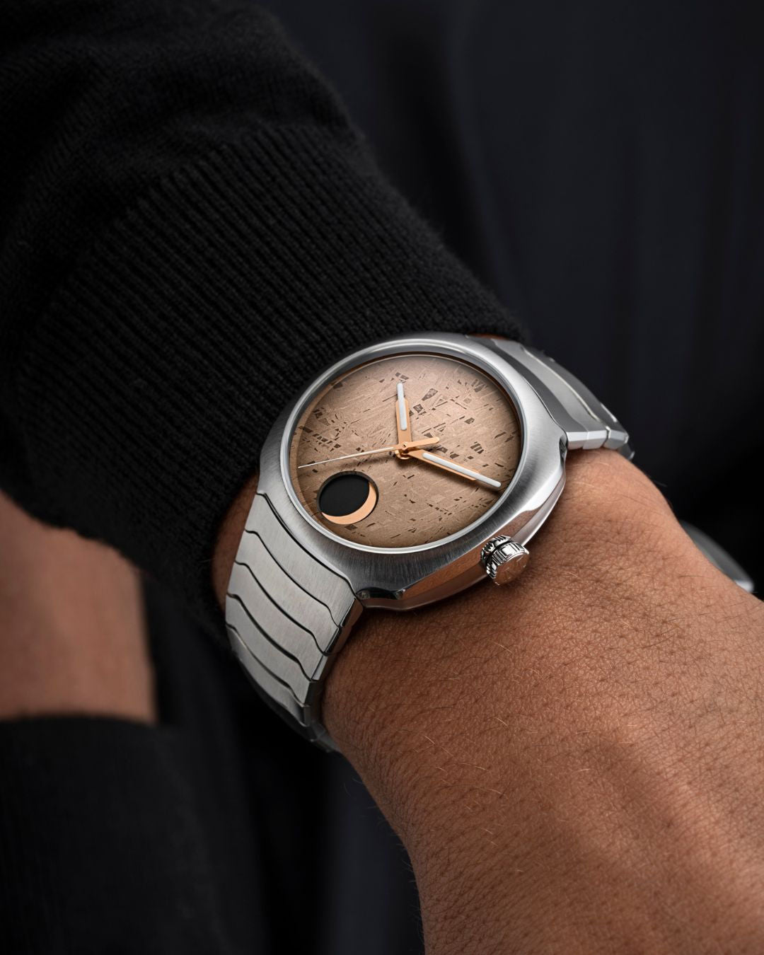 H. Moser & Cie Streamliner Perpetual Moon Concept Meteorite