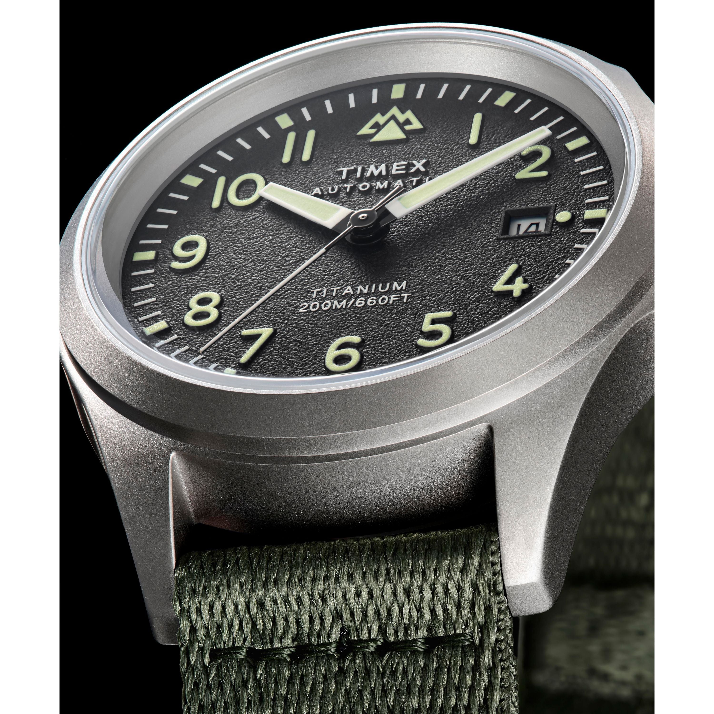 Timex Expedition Titanium Automatic 41mm Titanium