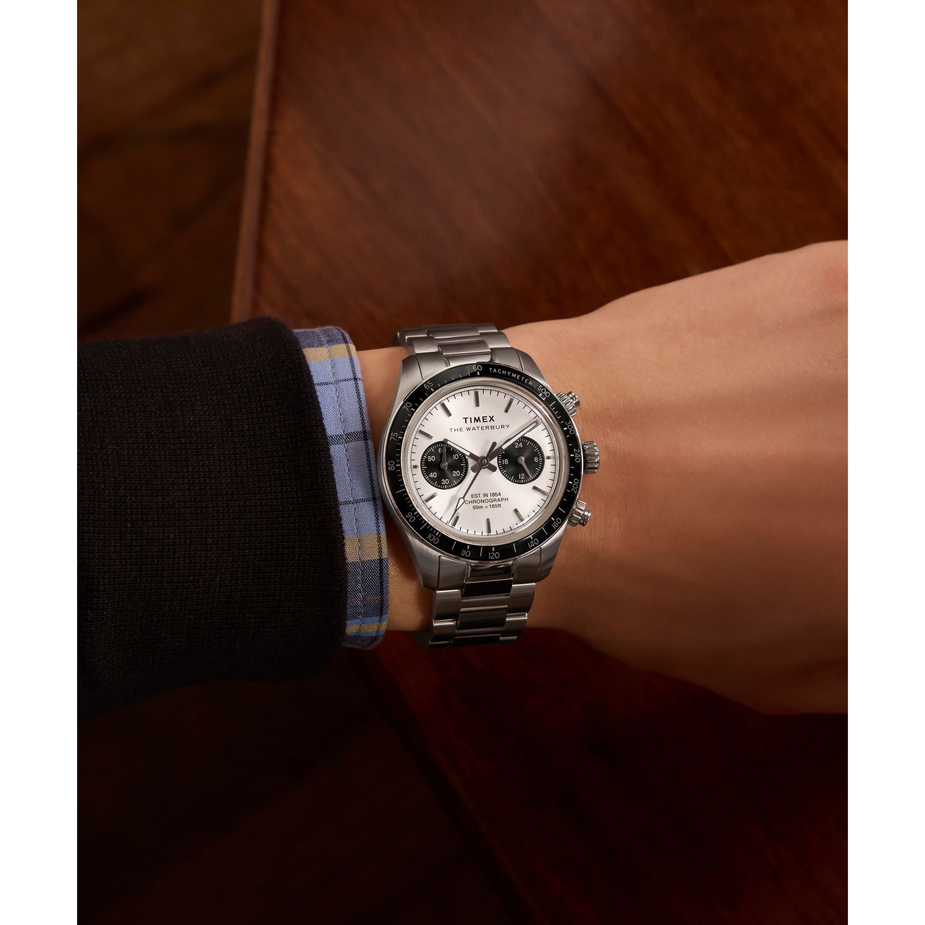 ウパー　イッツデモ Timex Waterbury Heritage Chronograph 39mm Steel Silver Dial