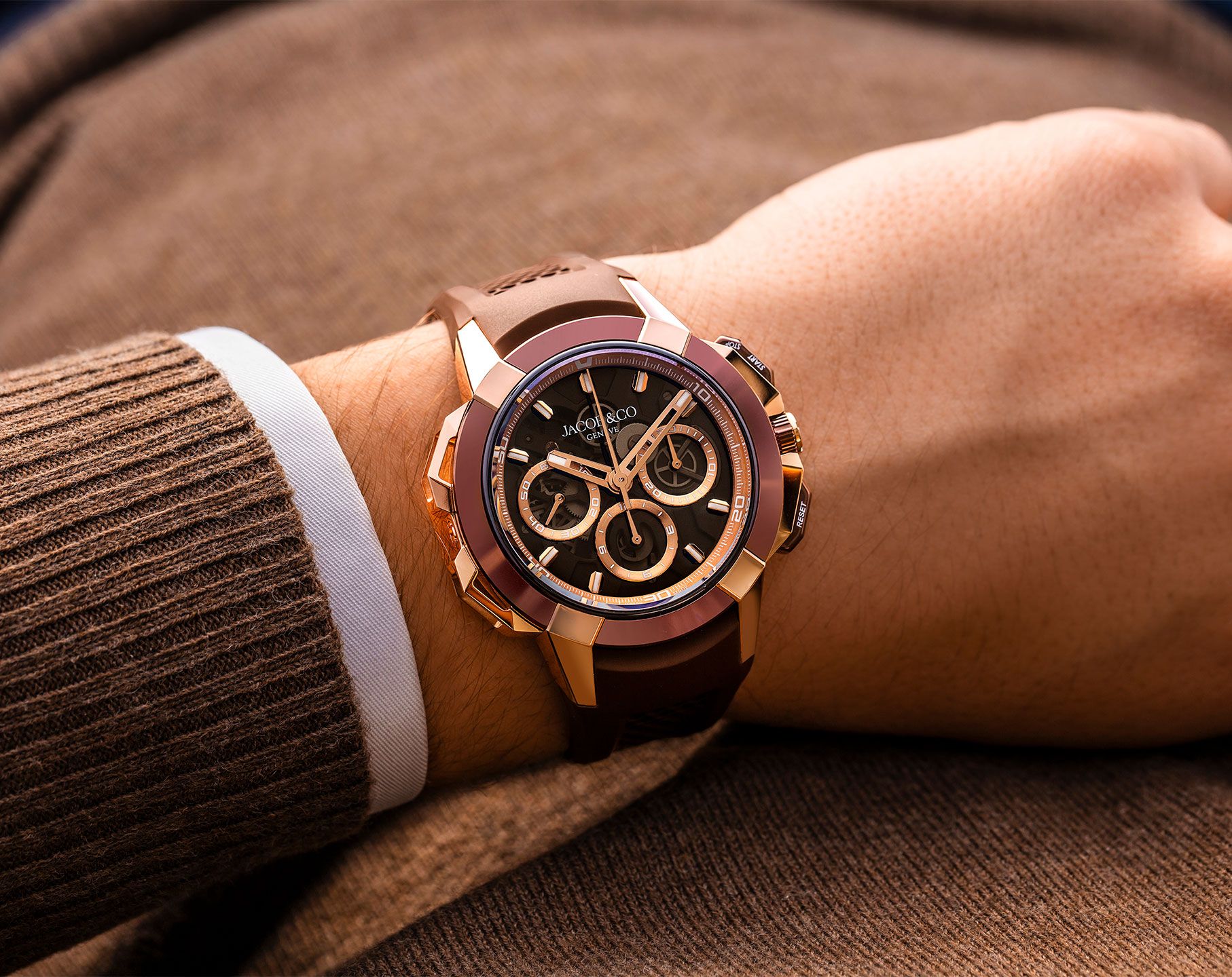Epic X Chrono | 44mm, Tri-Compax, Ceramic Rose Gold Case