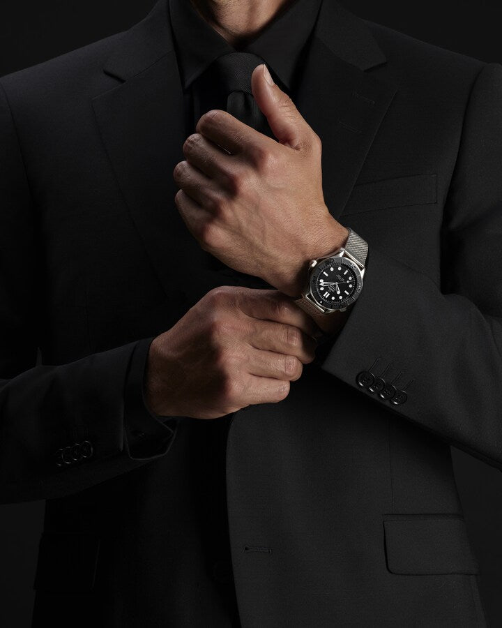 Seamaster Diver 300M Bond Spectre Edition Black | 42mm, Stainless Steel