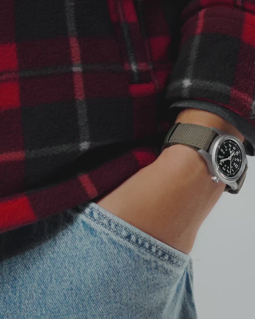 Khaki Field Mechanical 250 | 36mm, NATO Strap, Black Dial