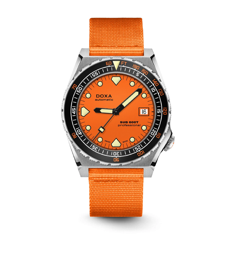 SUB 600T Professional Front