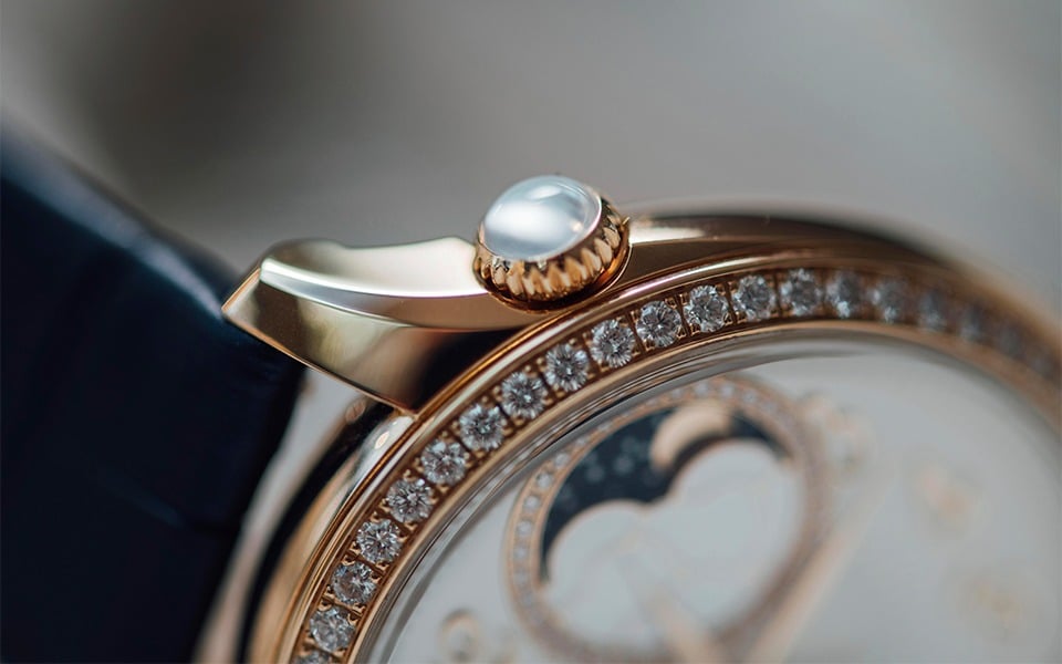 egerie-bezel.jpg